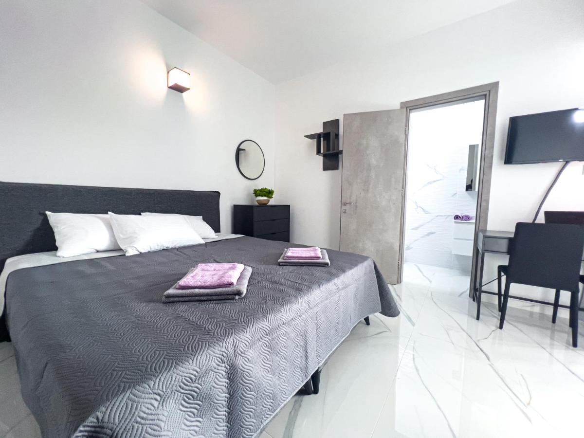 Giorgis Luxury Apartments Ayia Napa Ngoại thất bức ảnh